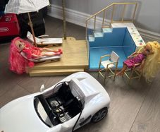 Rainbow High Doll House