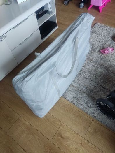 Baby cot bed