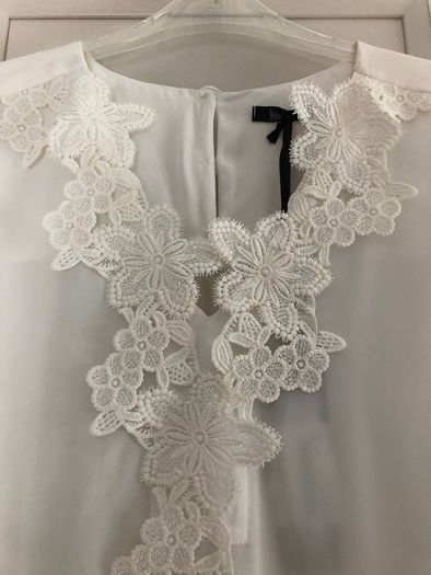 Long sleeve white lace blouse