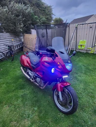 2001 Honda Deauville NT650