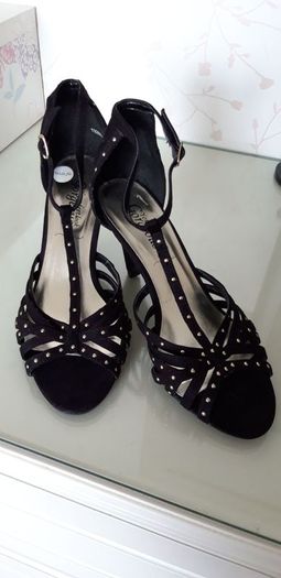 Ladies Sandals