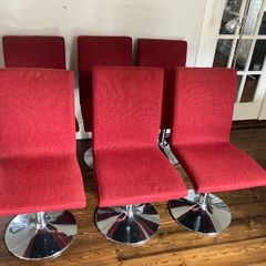 Stylish, comfortable dining chairs