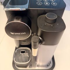 Nespresso Gran Lattissima Excellent Condition Fully Descaled