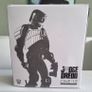 Mezco 1:12 Scale Judge Dredd Black/White figure Image 2