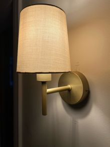 x2 wall lights and matching ceiling light