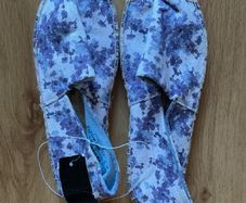 Beautiful Ladies Espadrille Shoes Size 8 Brand New with tags