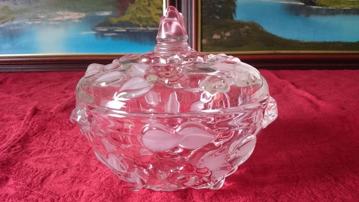 New In Box Waltherglas Germany Natascha Pattern Art Deco Satin Rose Bowl With Lid Made In Germany