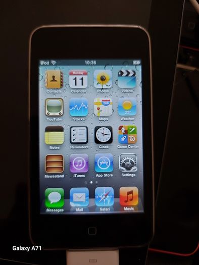 APPLE Ipod Touch 3, 32 GB, in excellent condition
