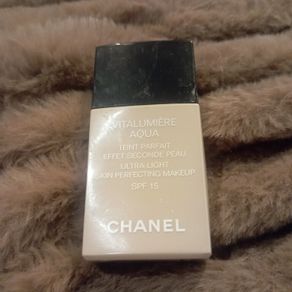 Chanel foundation