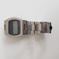 Vintage Seiko 0439-4009 Quartz LC Digital Watch with Original Bracelet