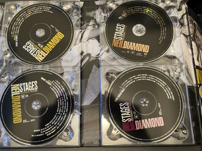 Neil Diamond - Performances 1970-2002: Stages  (5 CD + DVD)