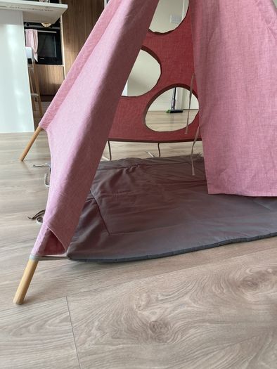 Tipi tent