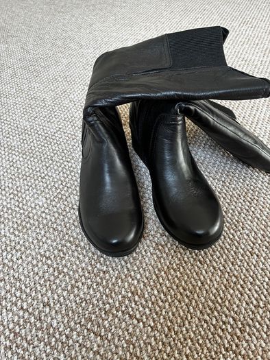 Leather Lotus Fitzgerald Boots Size 6-never worn
