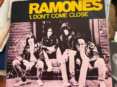 Ramones Dont Come Close 1978 SRE 1031 - Yellow Vinyl - 7 Inch Vinyl Record 45rpm