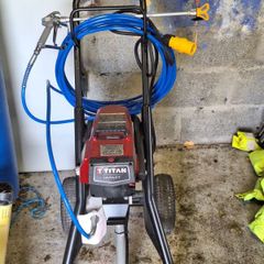 Titan airless paint sprayer