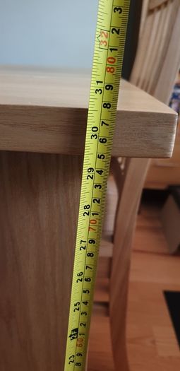 Solid Oak Dining Room Table & Chairs