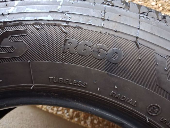 225/65/16c tyre