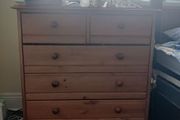 chest of drawers