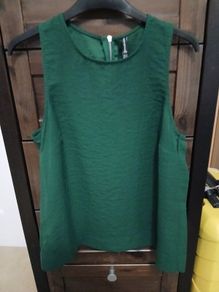 Green sleeveless top