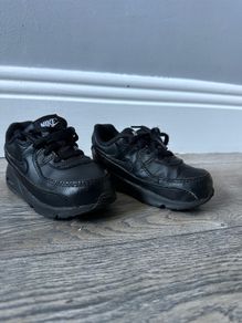 Nike Air Max Black Kids Trainers 25 eur size