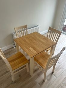 table and chairs