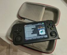 Anbernic RG35XX H w/ Case
