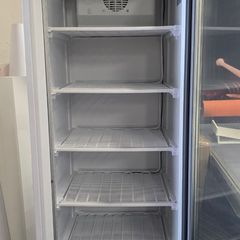 Commercial Freezer (UNIFROST)