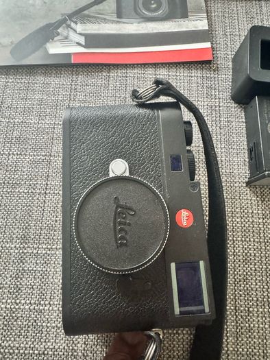 Leica M11