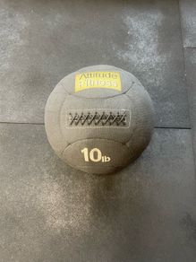 Wall ball