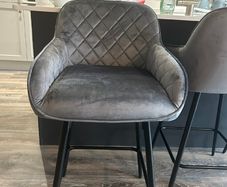 3 x bar stools/chairs for kitchen island