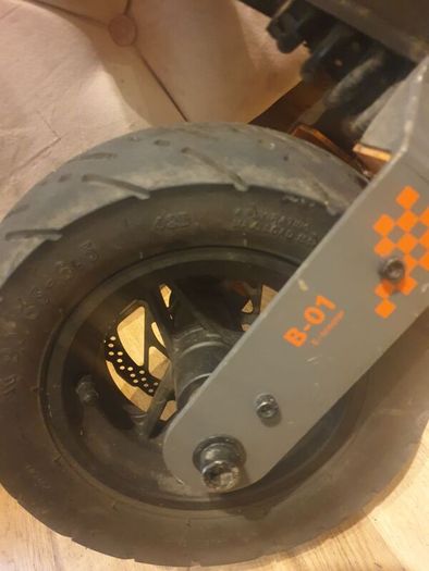 E Scooter Kukirin G4 2025 In Great Condition, Batttery,motor,brakes, Excellent. Will Sell Or Trade For Kukirin G2 Master. Needs Front End Bolt That Connects Front Bottom And To Steering Stem,very Minor Job.what You Got???