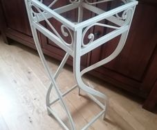 Plant/Side Table