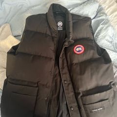 canada goose gilet