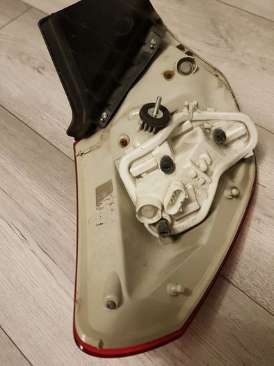 opel astra tail light 1090098