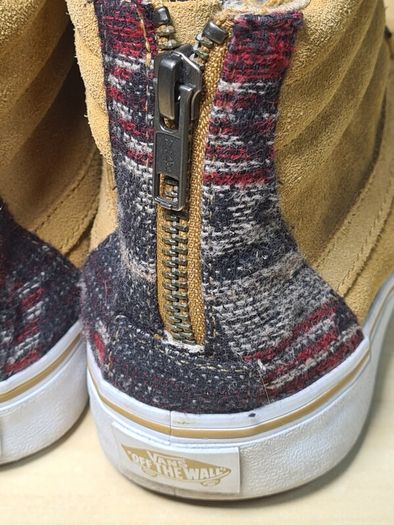 boys junior VANS SK8 HI MTE trainers SKATE SHOES hi tops beige mustard Size UK 5.5 EU 38.5