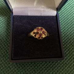 Ruby Cluster ring size M