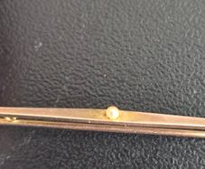 Gold 9ct brooch