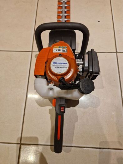 Husqvarna 226HD75S