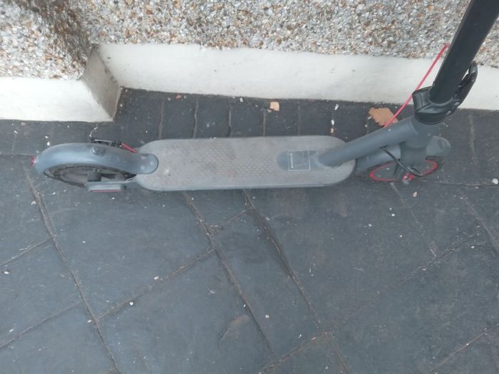 Electric scooter