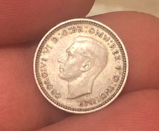 Australian 3 pence 1942 D Silver 50%