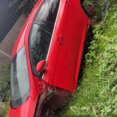 ford focus breaking