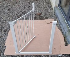 BabyDan Premier Pressure Indicator Gate, White