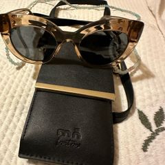 Sun glasses designer Mo mo