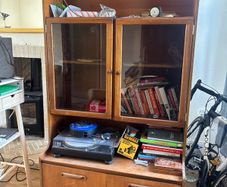 Mid century Dresser cabinet