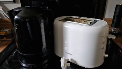 kettle and toaster