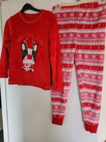 Christmas pjs 9-10