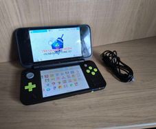 Nintendo 2DS XL with 30 games