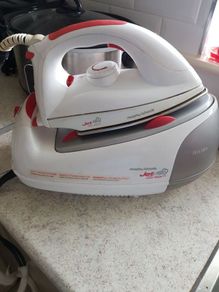 morphy Richards jet steam iron