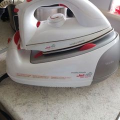 morphy Richards jet steam iron