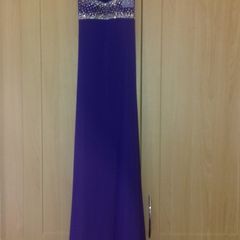Stunning figure hugging debs / ball dress